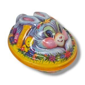 Vintage Easter Plastic Molded Bunny Rabbit in Basket Candy Dish Floral Lidded